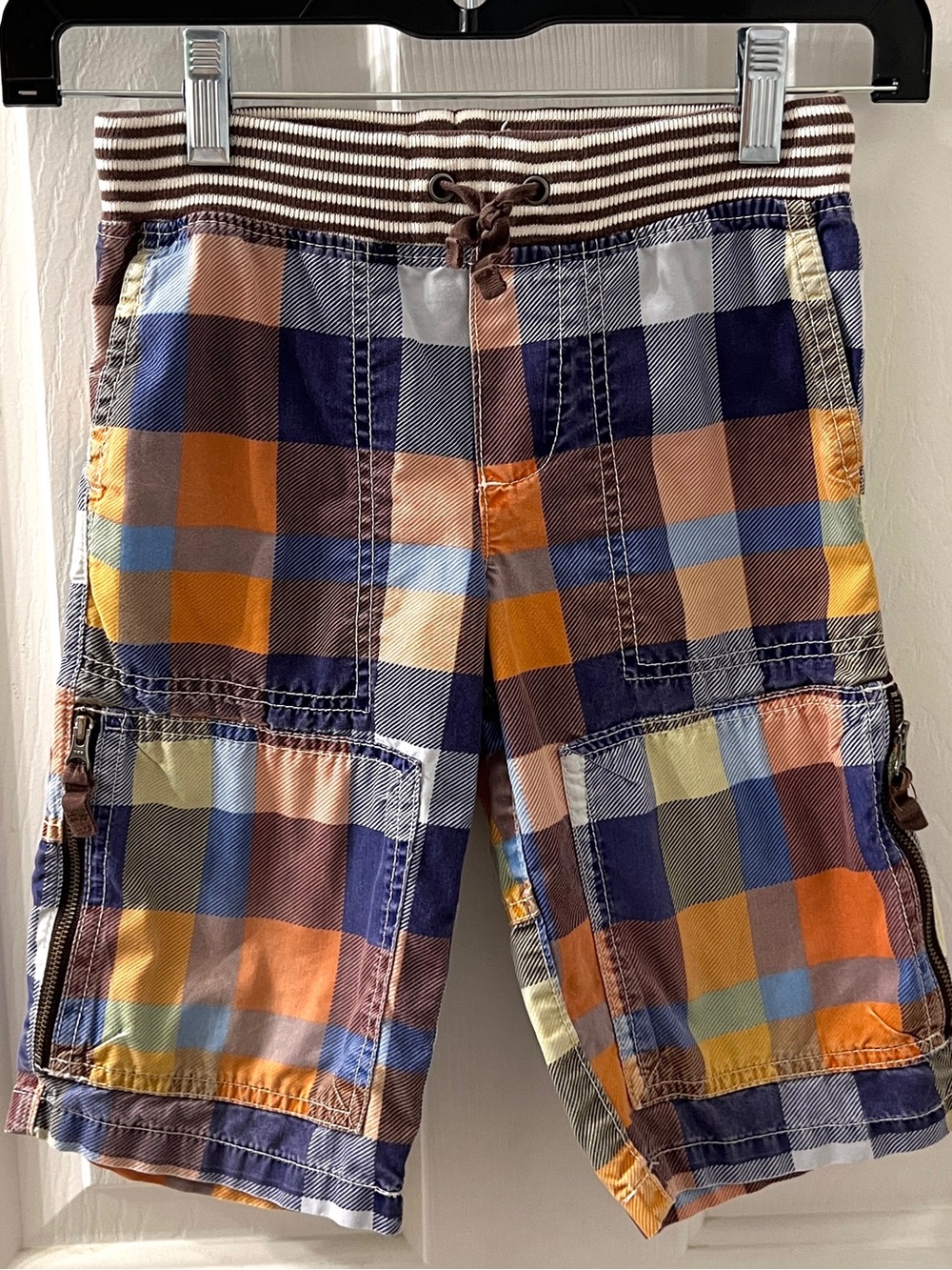 Mini Boden Boys Plaid Blue Orange Cargo Shorts Size 5 Pull On Elastic Waist